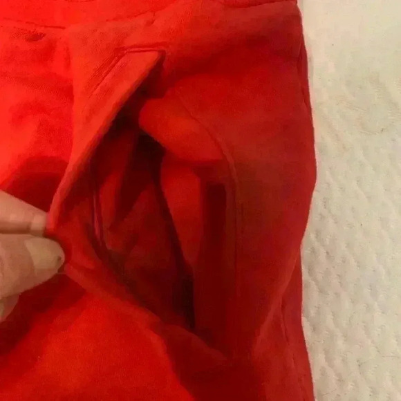 Mens Runtz Shirt/Short Set in Red with blue logo Both pieces are an XL - Picture 13 of 16